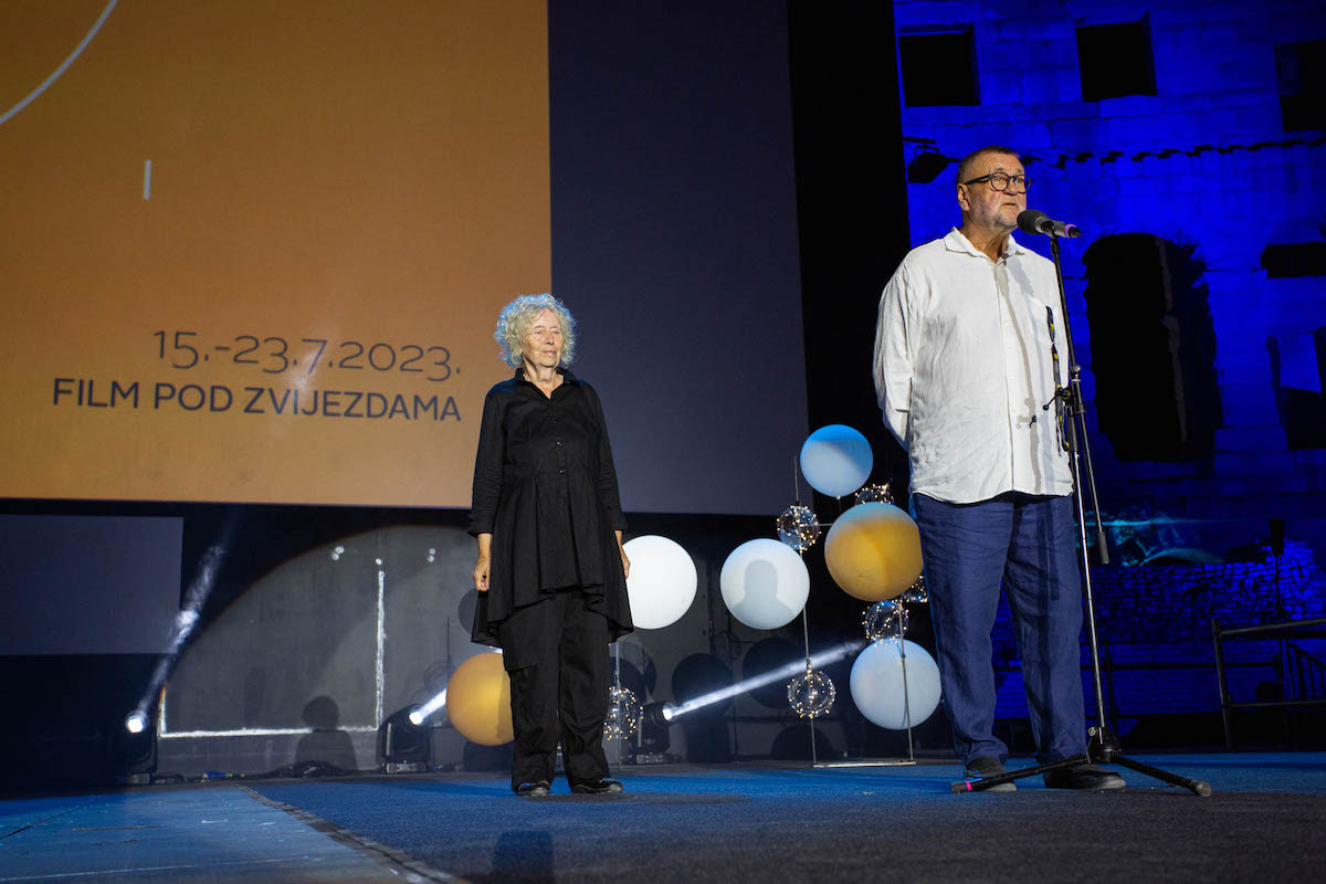 Više od 5.500 ljudi jednoglasno otvorilo jubilarni Pulski filmski festival 5 Više od 5.500 ljudi jednoglasno otvorilo jubilarni Pulski filmski festival 5