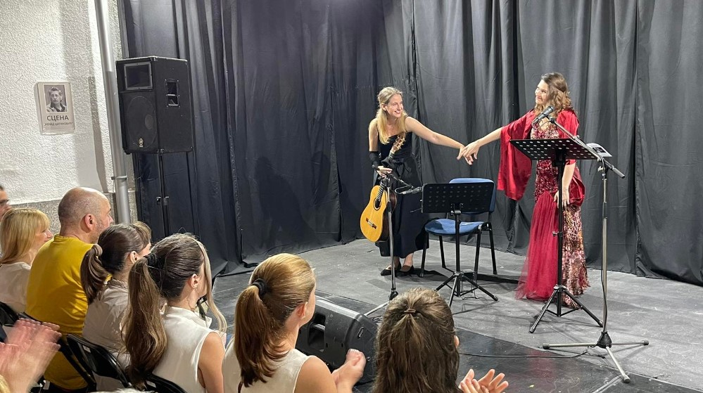 U okviru „Zaječarskog kulturnog leta“ održano „Veče španske muzike” 1