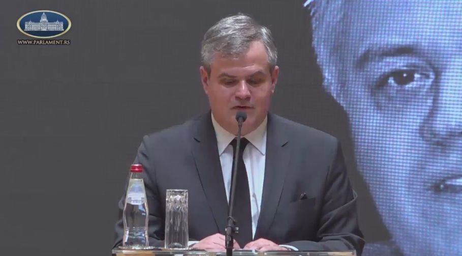 Posle haotične sednice Vučić u Skupštini 5 Posle haotične sednice Vučić u Skupštini 5