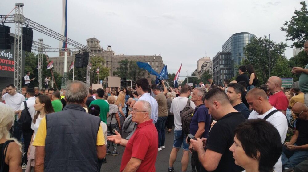 Suzana Milutinović profesorka iz Ćuprije: Mi smo ostale bez svog posla zahvaljujući Martinoviću i Orliću 1