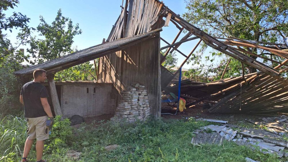 Raščišćavanje posledica oluje u Novom Sadu traje već tri dana: Parkovi i Štrand i dalje zatvoreni, pojedini delovi grada bez struje 4