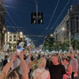 "Tužilaštvo je krpa kojom vlasti brišu svoja zlodela": Održan 13. protest "Srbija protiv nasilja" (FOTO; VIDEO) 12