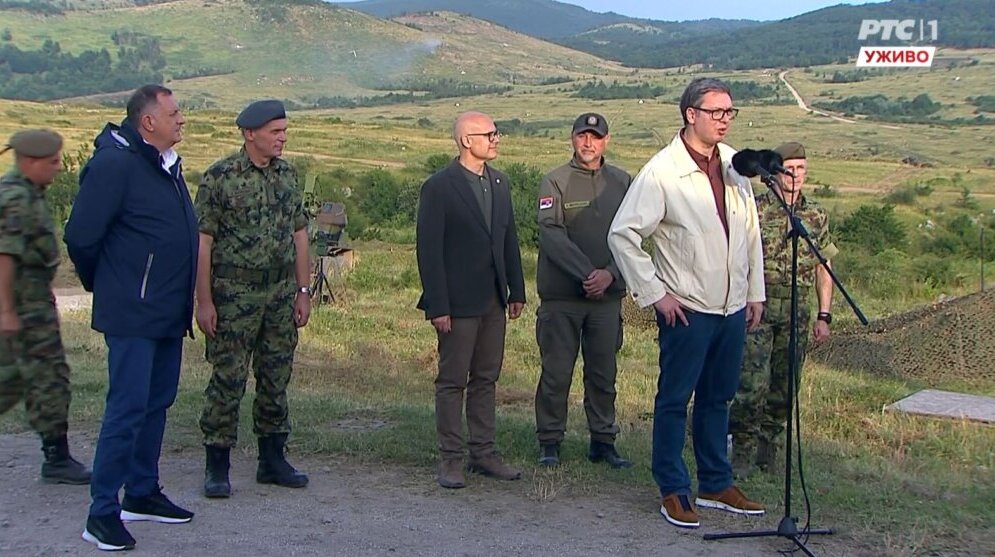 Jednoćelijska ratna oluja Aleksandra Vučića 2 Jednoćelijska ratna oluja Aleksandra Vučića 2