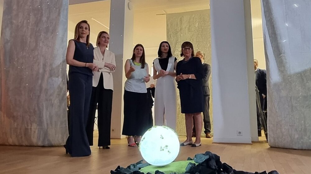 Otvorena izložba "Supstrati" 1