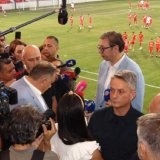 Ne lipši, fudbale... 4