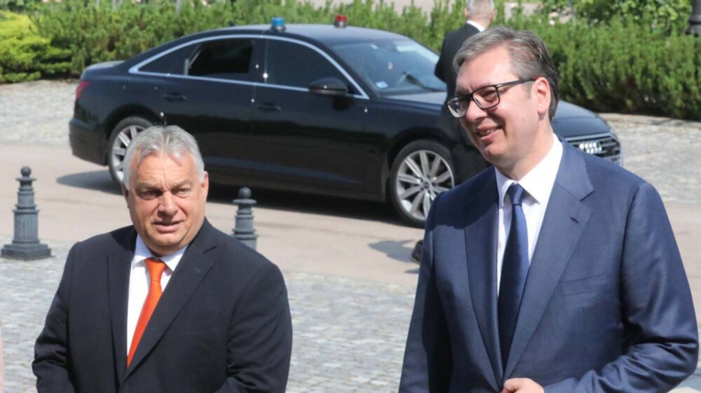 Vučić i Orban narednih dana u poseti ranjenom premijeru Slovačke 11