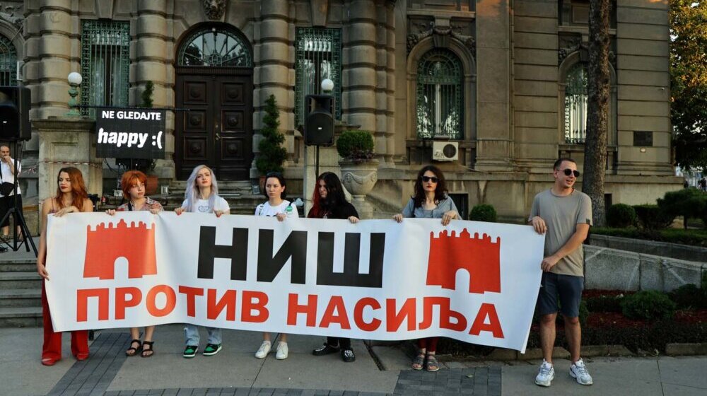 Održan deveti protest "Srbija protiv nasilja" u Nišu, prikazani statistički podaci o "Niškom zlatnom dobu" 1