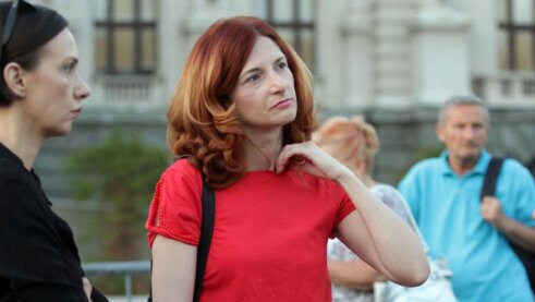 Govori li premijerka Ana Brnabić istinu kad tvrdi da je ispunjeno 79 odsto preporuka OEBS za izbore? 5