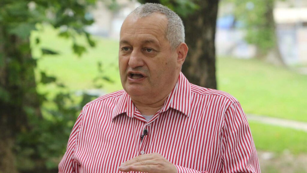 Šta kažu sagovornici Danasa o skandiranju navijača Partizana protiv Telekoma i Rio Tinta? 3