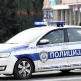 Sudar na auto-putu kod beogradske Arene, prevrnuo se automobil - dvoje povređeno 9