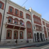 U savetima univerziteta i fakulteta SNS, SPS i kadar JUL-a: Vlada imenovala nove članove iz reda osnivača 1