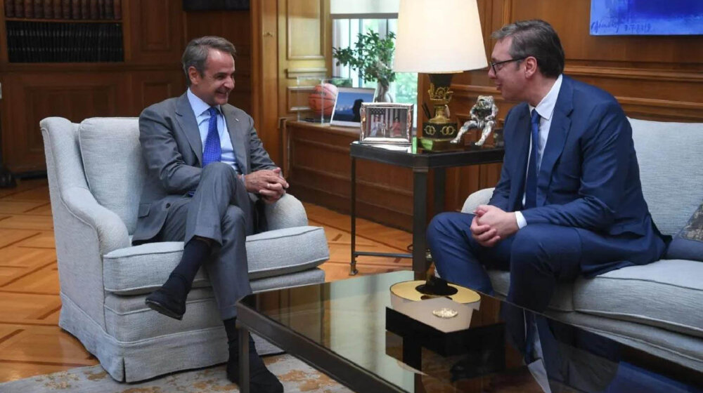 Vučić dočekao premijera Grčke Micotakisa 1