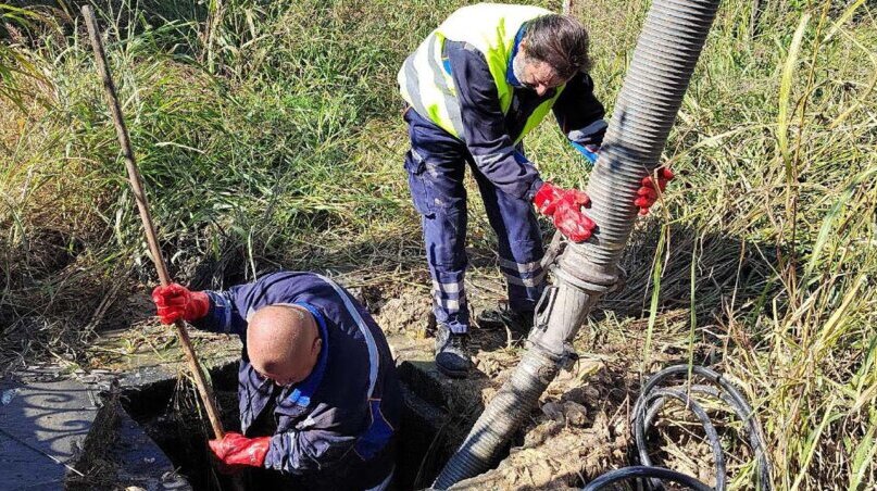 Para ima, ali troškovi izbačeni iz budžeta: Oko 80 km kanalizacione mreže u naseljima na levoj obali Dunava i dalje "na dugom štapu" 2