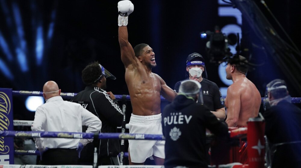 Otkazana borba između Džošue i Vajta 1