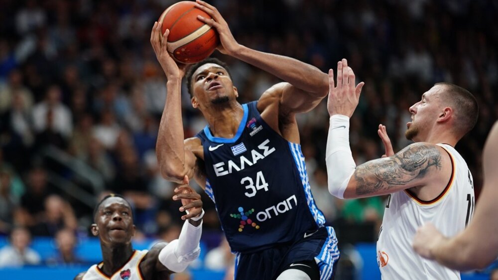 Zvezda NBA lige želi da karijeru završi na Starom kontinentu: Ovde me tuku 82 utakmice godišnje, u Evropi bih bio efikasniji 2 Zvezda NBA lige želi da karijeru završi na Starom kontinentu: Ovde me tuku 82 utakmice godišnje, u Evropi bih bio efikasniji 1