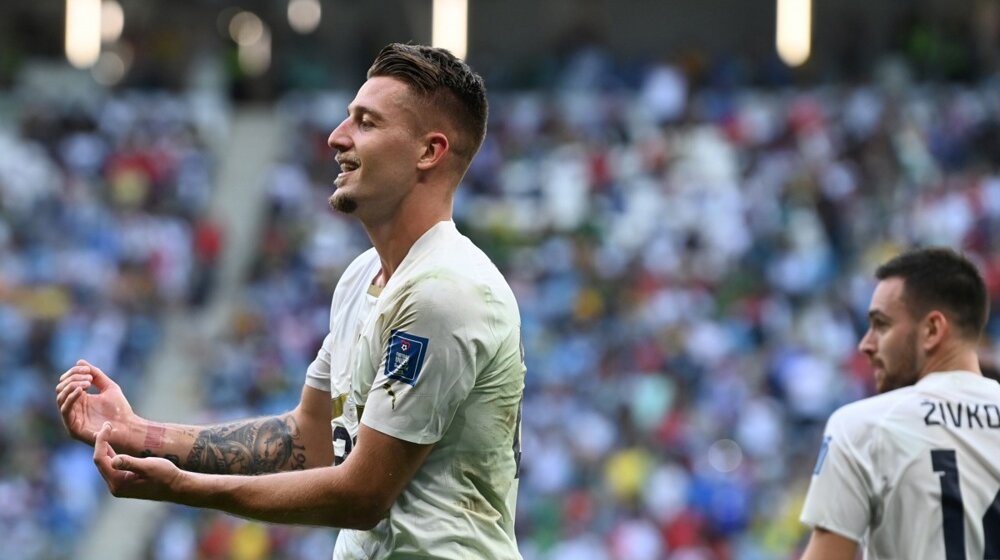 Sergej pobesneo i udario glavom protivnika, dobio direktan crveni karton (VIDEO) 1