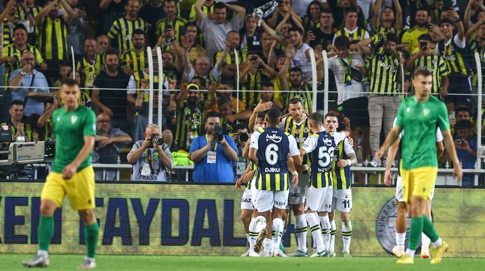 Veterani Fenerbahčea u zamahu: Džeko nadmašio Roberta Karlosa, Tadić nadomak Miška Mirkovića 1