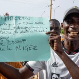 Mali i Burkina Faso će vojnu intervenciju u Nigeru smatrati ratom protiv njih 1