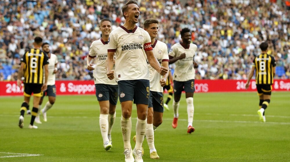 Za petama Huntelaru: De Jongu fali pet golova da bude najbolji strelac holandske lige u ovom veku 1