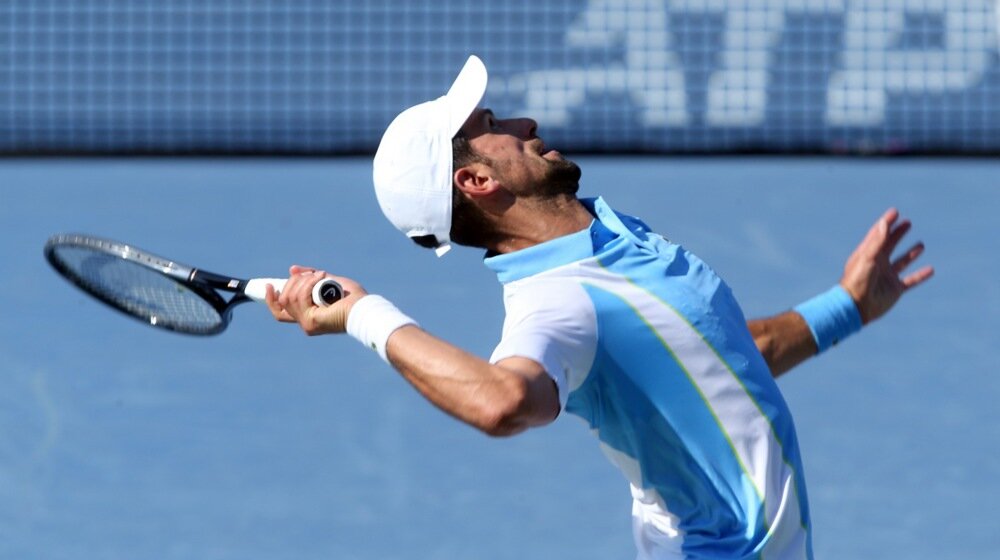 Kakva noć uoči puta u Njujork: Zajedničko druženje Đokovića, Mesija i suvlasnika Intera iz Majamija (FOTO) 1