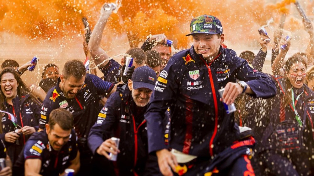 Verstapen u Holandiji ostvario devetu uzastopnu pobedu u F1 1