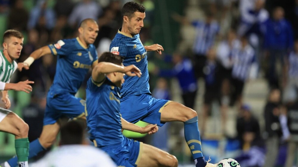 Porto pobeđuje čupajući se, a mreža mu se trese kao nikad u poslednje 43 godine (VIDEO) 1