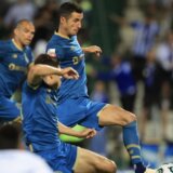 Porto pobeđuje čupajući se, a mreža mu se trese kao nikad u poslednje 43 godine (VIDEO) 7