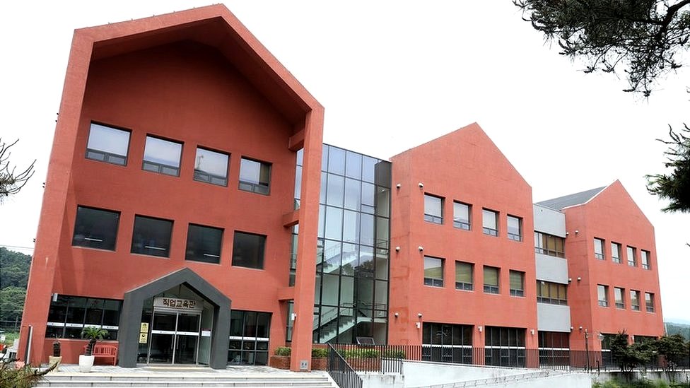 Južna Koreja: Od traume od obuke – novi životi za prebege iz Severne Koreje 1 Jobs centre