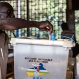 Centralnoafrička Republika i politika: Predsednik blizu mogućnosti da se kandiduje do kraja života 8