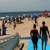 Životinja: Ajkula napala ženu, vlasti zatvorile popularno njujorško kupalište 3