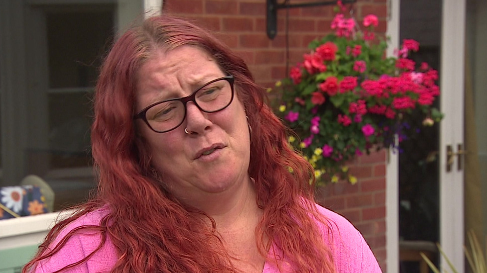 Velika Britanija i medicina: Pametne čarape na probi u staračkom domu za dementna lica u Ekseteru 2 Kerry Dempsey