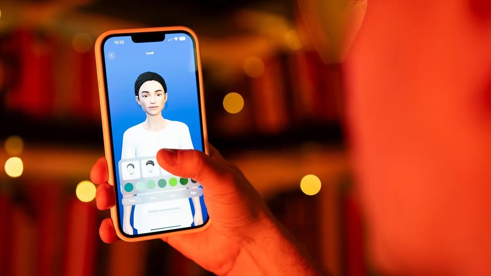 Tehnologija: Zašto su roboti sa ljudskim likom češće žene 5 virtuelni