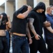 Ubistvo navijača u Grčkoj: Uhapšene pristalice Dinama raspoređuju po grčkim zatvorima, predsednik Hrvatske besan 12