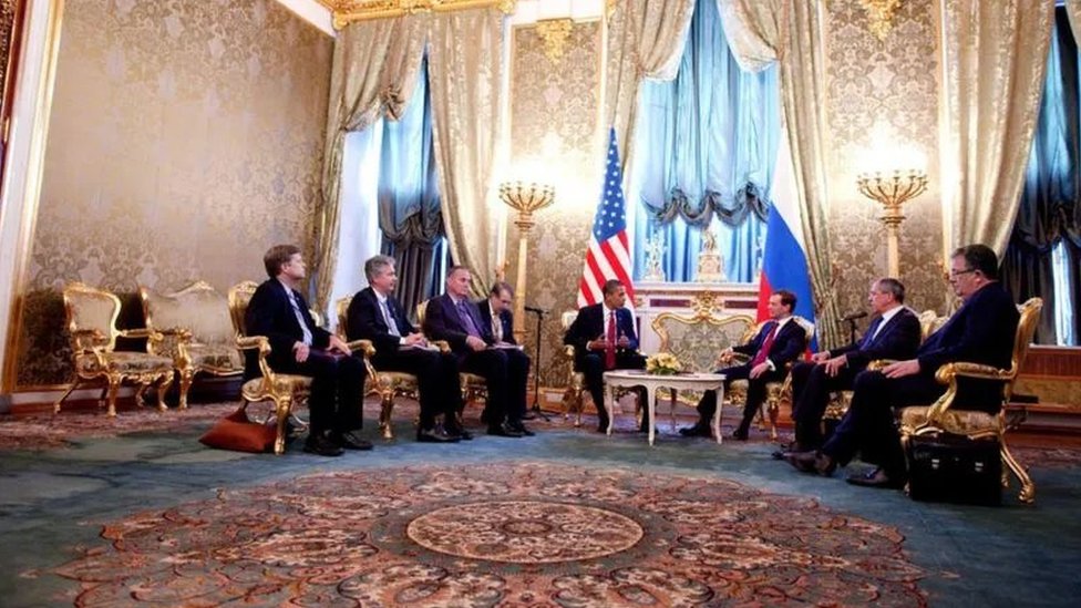 Rusi i Amerikanci, Medvedev