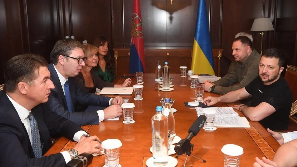 Srbija i Ukrajina: Vučić prvi put sa Zelenskim od početka rata, Beograd i Kijev se razumeju, kažu dva predsednika 2 Vučić i Zelenski