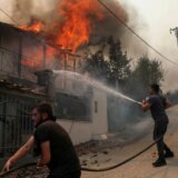 Požari u Grčkoj: Uhapšeno 79 osumnjičenih, ministar ih nazvao „piromanskom ološi" 5