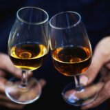 Francuska i vino: Pariz će potrošiti 200 miliona evra da bi uništio velike količine pića koje se sve manje traži 4