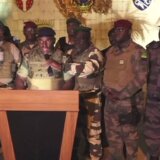 Afrika: Još jedan puč - grupa vojnih oficira objavila da preuzima vlast u Gabonu, slavlje u prestonici 2
