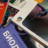 Srbija i obrazovanje: Besplatni udžbenici u Beogradu, ali ne i u celoj Srbiji 10