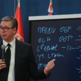 Aleksandar Vučić, kineska tabla i drugi TV studio: Kako su se menjale informativne emisije tokom predizbornih kampanja u poslednjih 10 godina 6
