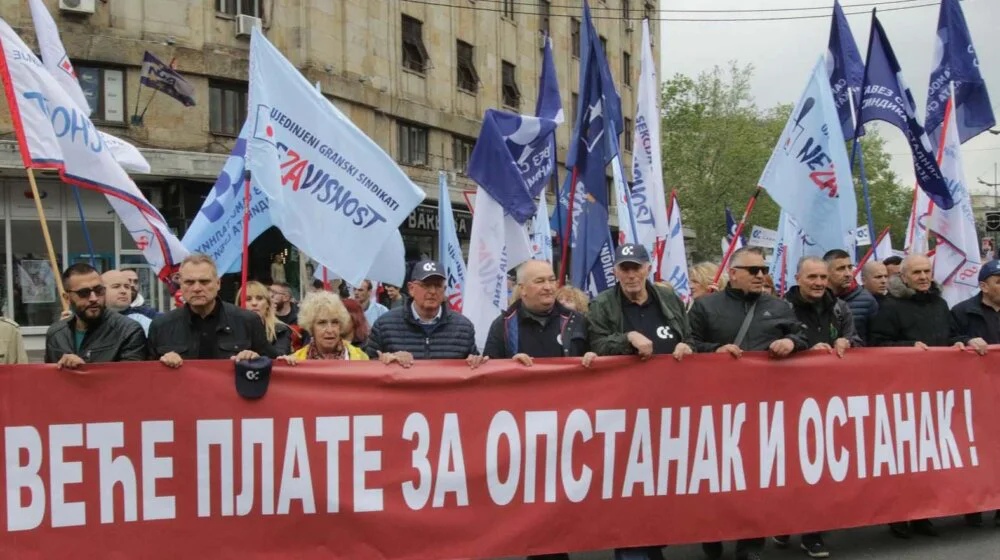 Savez samostalnih sindikata Kragujevac 1. maja na kragujevačkom Trgu topolivaca o položaju radnika 8