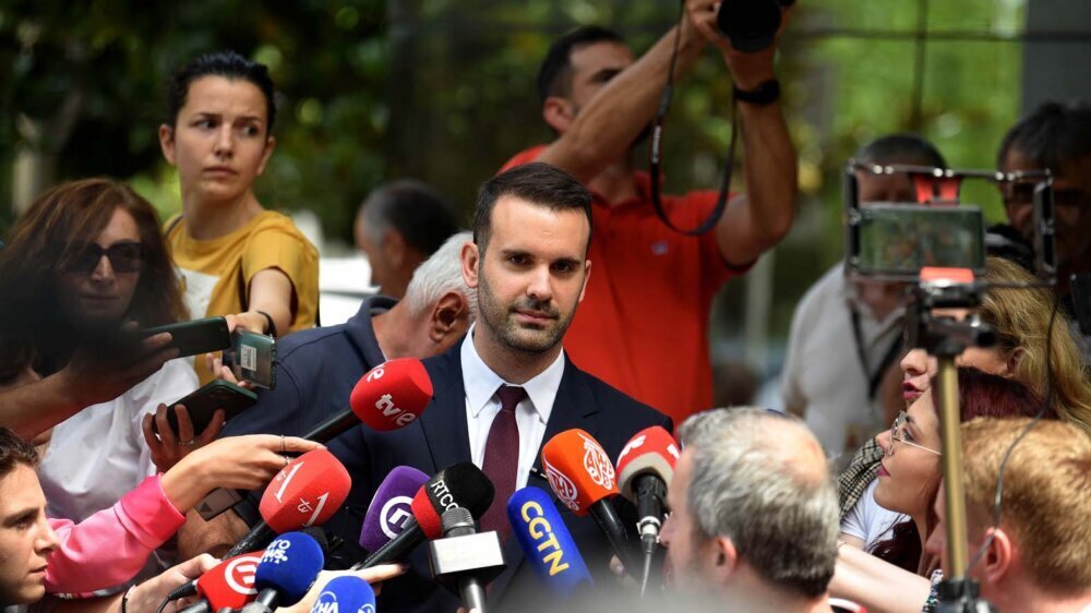 Vlada Crne Gore bez Mandića i Kneževića: Kakve će to posledice imati na odnos sa Srbijom? 2 Milojko Spajić