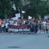 Održani protesti protiv nasilja u Kruševcu i Valjevu 12