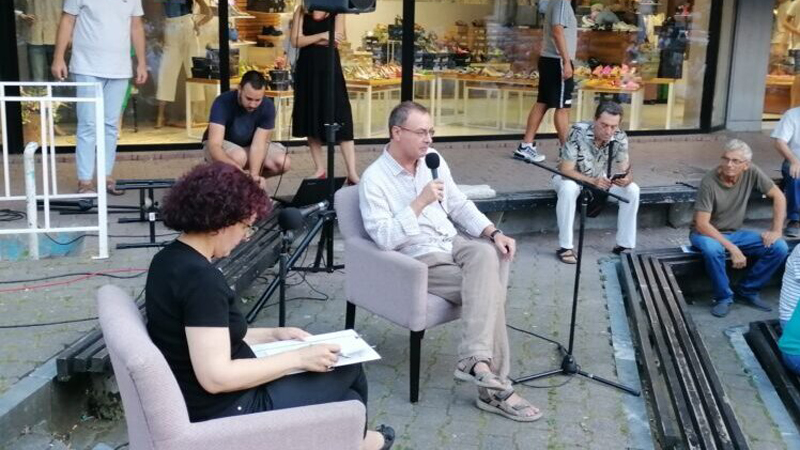 Jovo Bakić u Valjevu: Protesti pokazuju da smo živi, a mislio sam da smo umrli 1