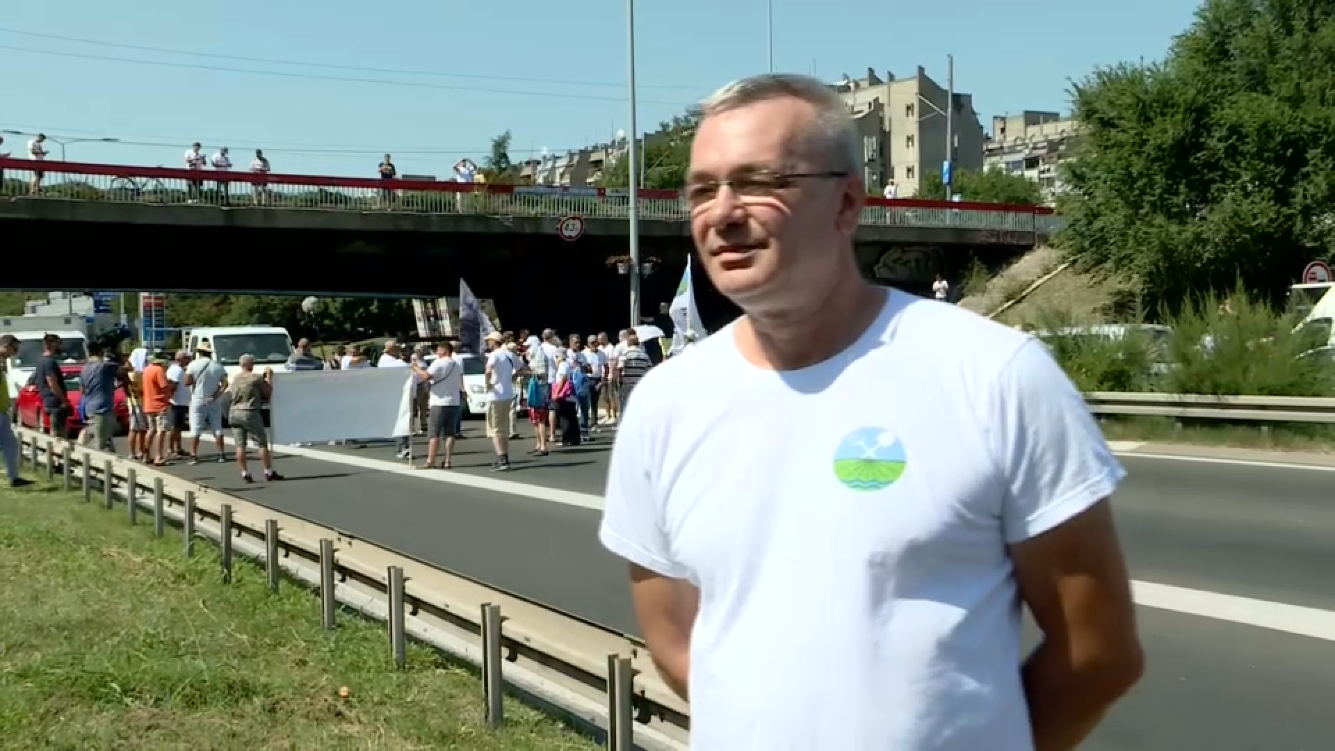 Završena blokada ekoloških aktivista na mostu Gazela u Beogradu 2