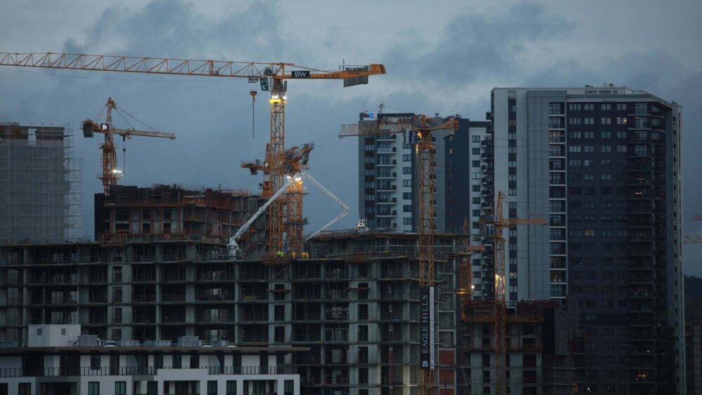 Vučić između Istoka i Zapada: Kako su stranci podelili kolač zvani srpska ekonomija? 7 Vučić između Istoka i Zapada: Kako su stranci podelili kolač zvani srpska ekonomija? 7