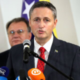 Bećirović pozvao Vućiča da 21. vek proglase "Vekom mira na Zapadnom Balkanu" 7