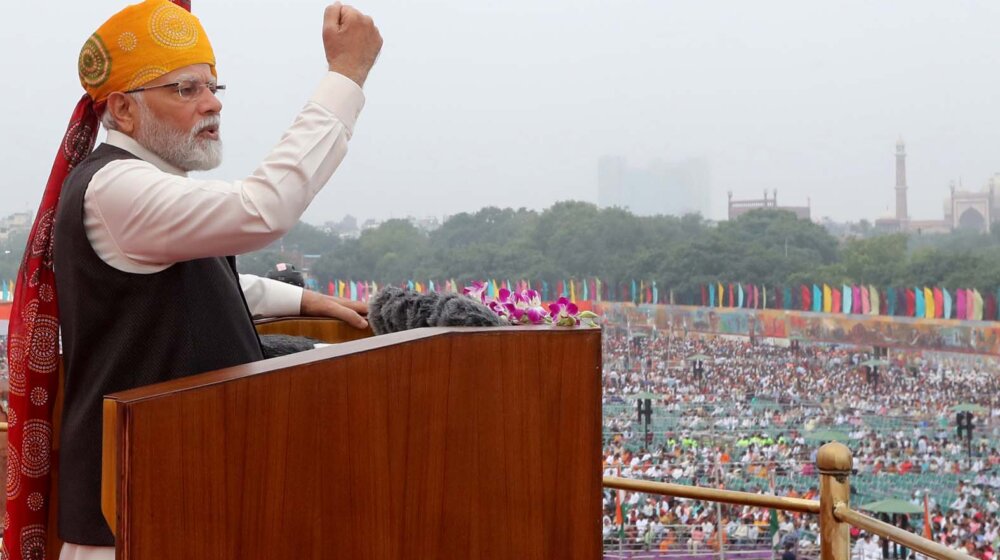 Indija smanjuje porez 1