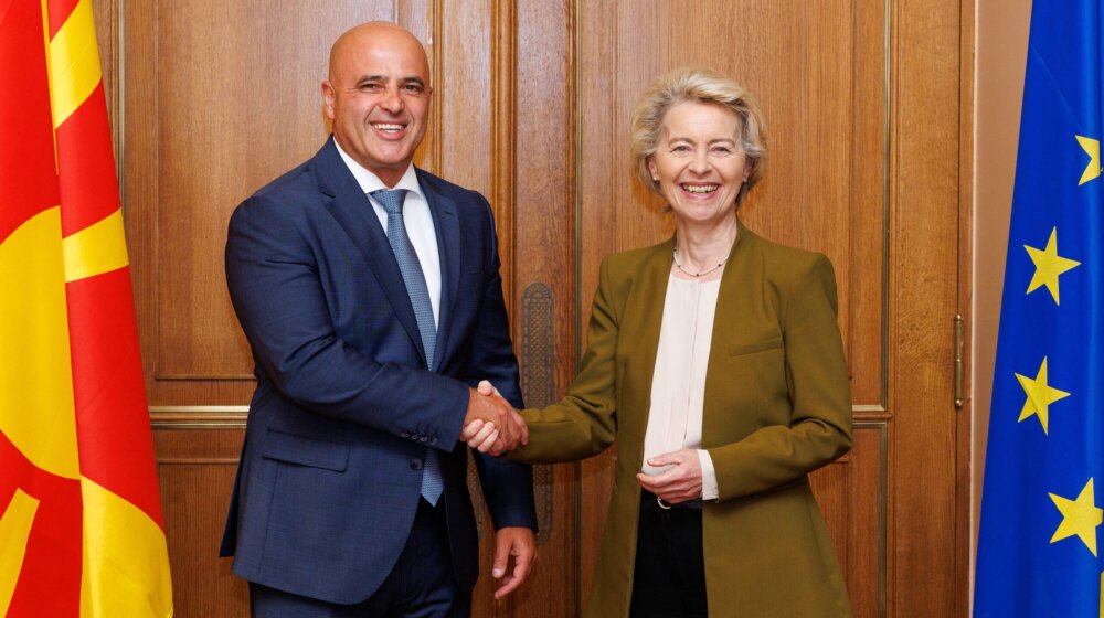 Kovačevski i Fon der Lajen u Atini razgovarali o ustavnim izmenama u S. Makedoniji 1