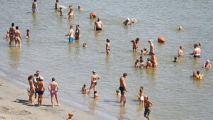 Počinje kupališna sezona na najpopularnijoj novosadskoj plaži: Štrand se zvanično otvara 1. maja, ulaz slobodan do sredine meseca